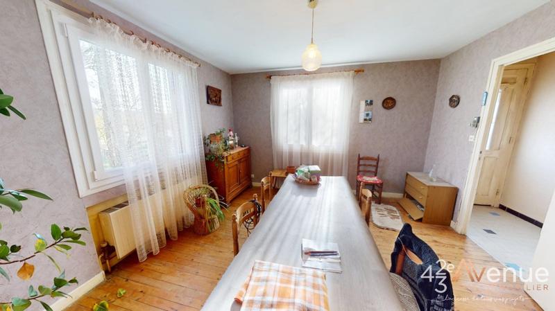 Maison - 107 m² - 6 pièces