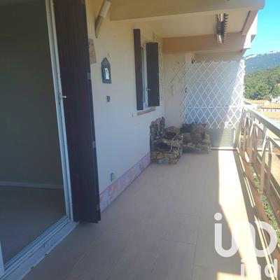 Appartement - 72 m² - 3 pièces