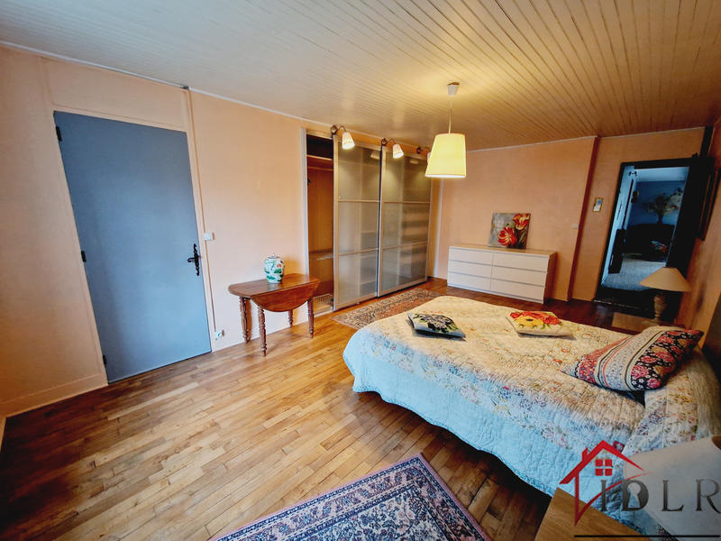 Maison - 188 m² - 5 pièces