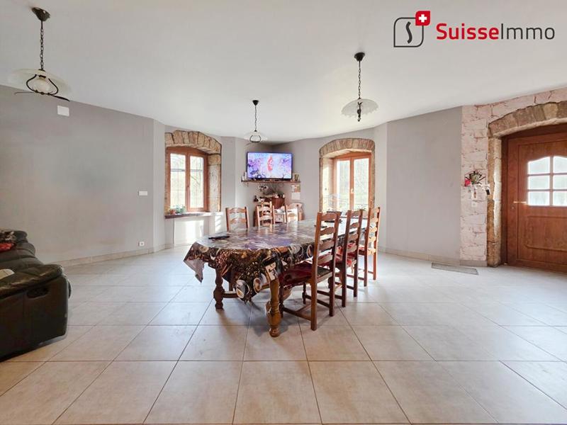 Corps de ferme - 409 m² - 7 pièces