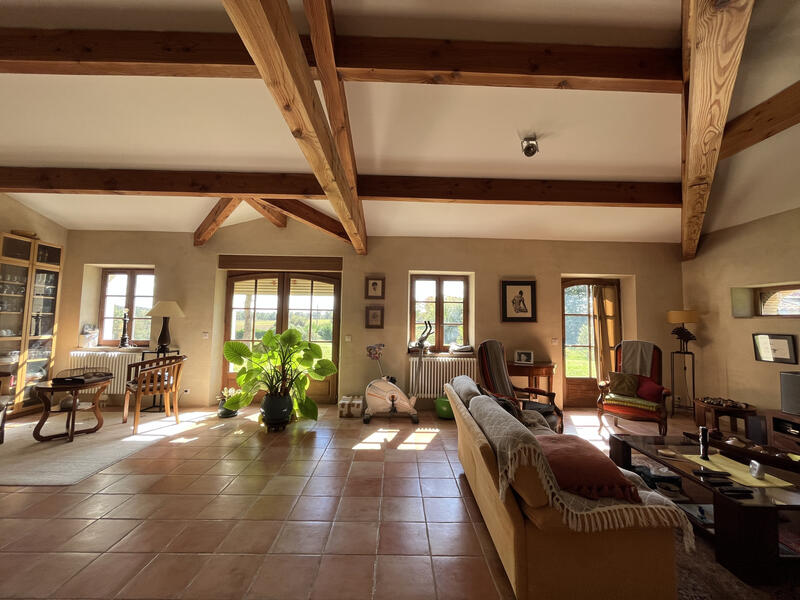 Maison - 320 m² - 10 pièces