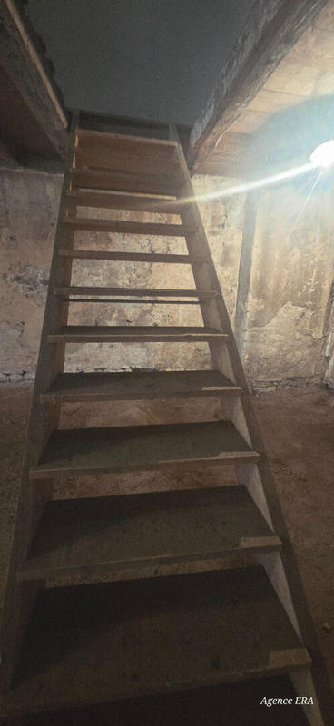 Maison - 215 m² - 8 pièces