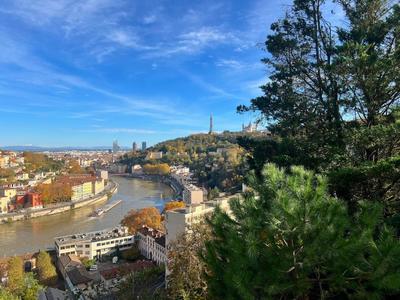 Maison - 246 m² - 7 pièces