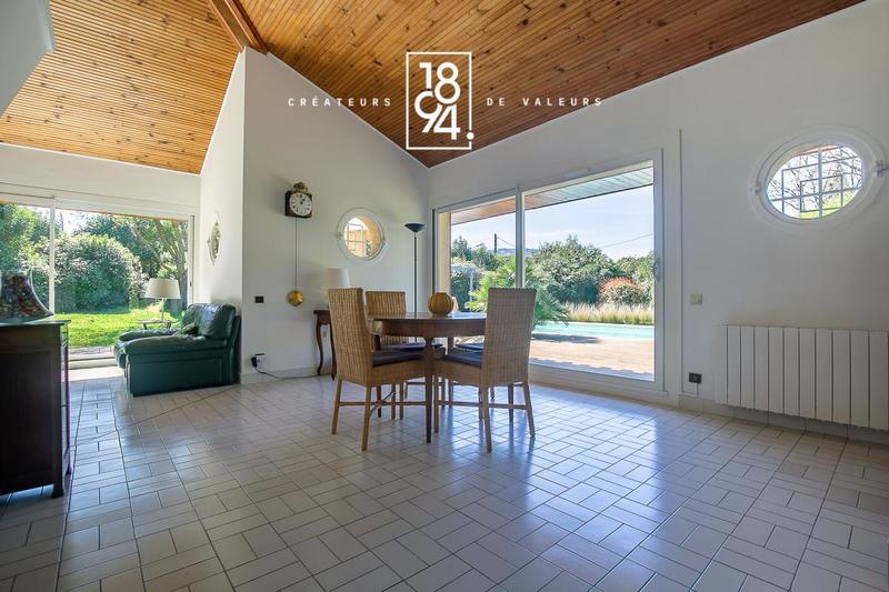 Maison d'architecte - 141 m² - 5 pièces