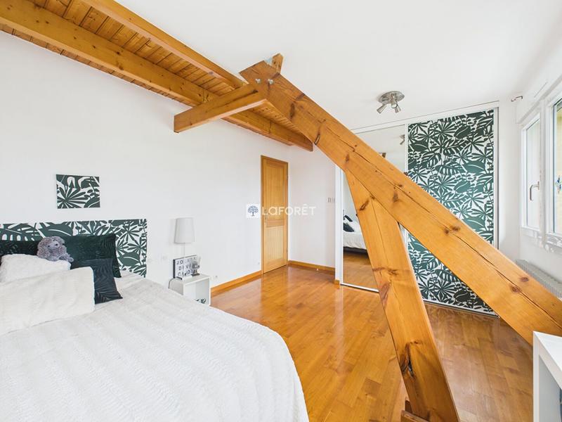 Maison - 191 m² - 8 pièces