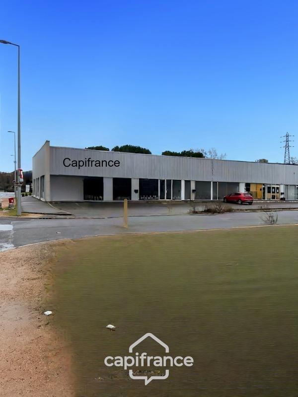 Local commercial - 750 m² - 1 pièce