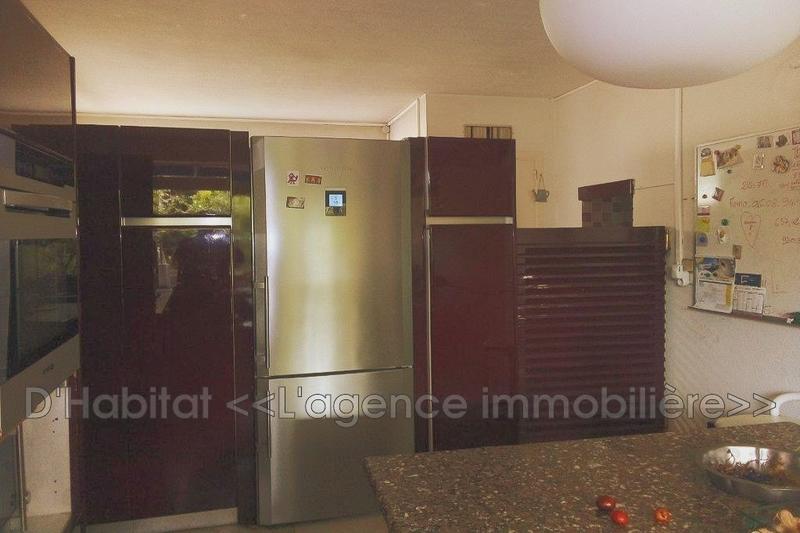 Villa - 264 m² - 6 pièces
