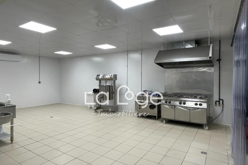 Local commercial - 700 m²