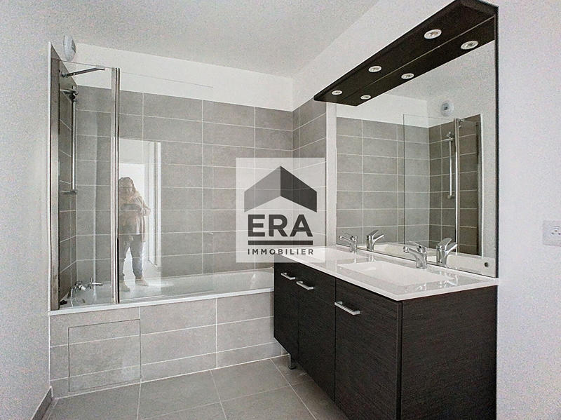 Appartement - 77 m² - 4 pièces