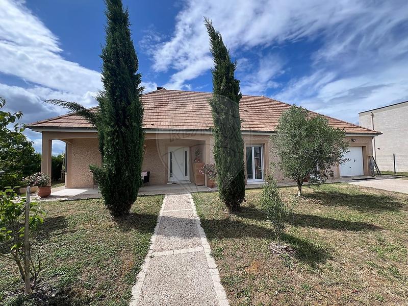 Maison - 136 m² - 5 pièces