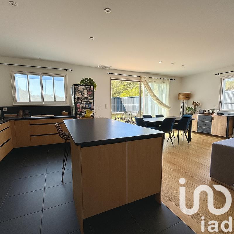 Maison - 120 m² - 5 pièces