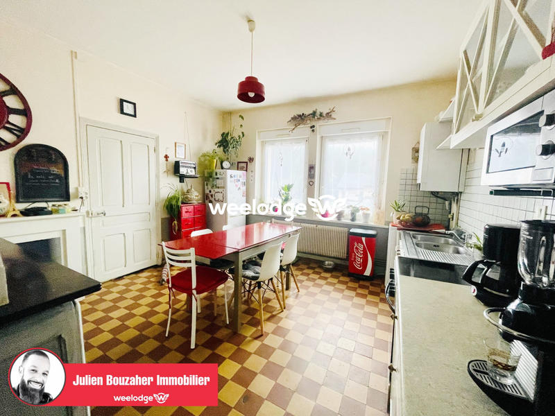 Maison - 84 m² - 6 pièces