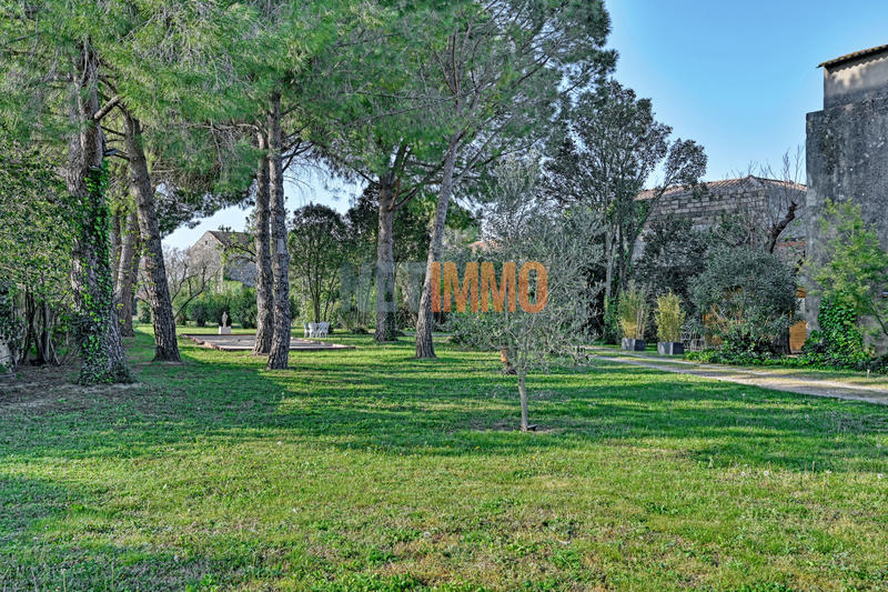 Villa - 215 m² - 8 pièces