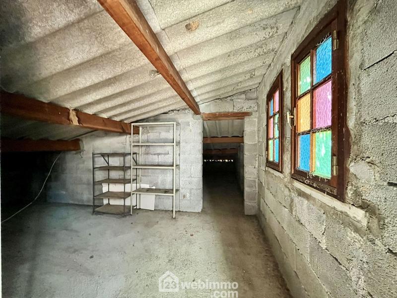 Villa - 259 m² - 7 pièces