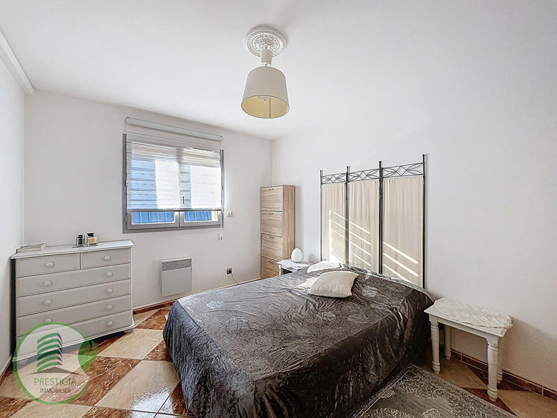 Maison - 224 m² - 9 pièces