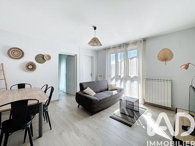 Appartement - 83 m² - 4 pièces