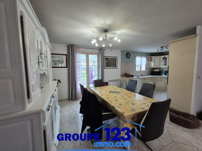 Maison - 100 m² - 4 pièces