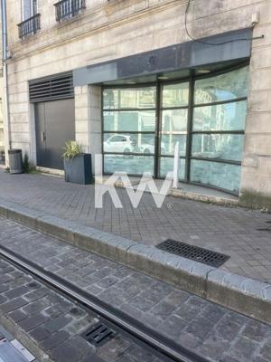 Local commercial - 254 m²