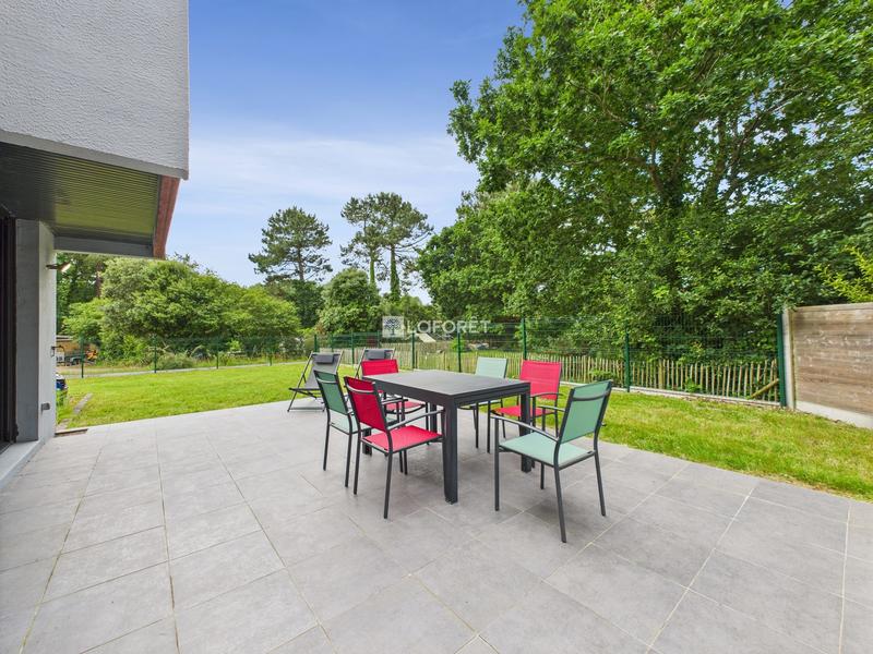 Villa - 130 m² - 8 pièces