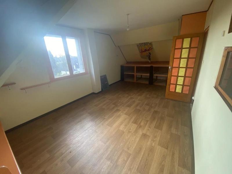 Maison - 88 m² - 6 pièces