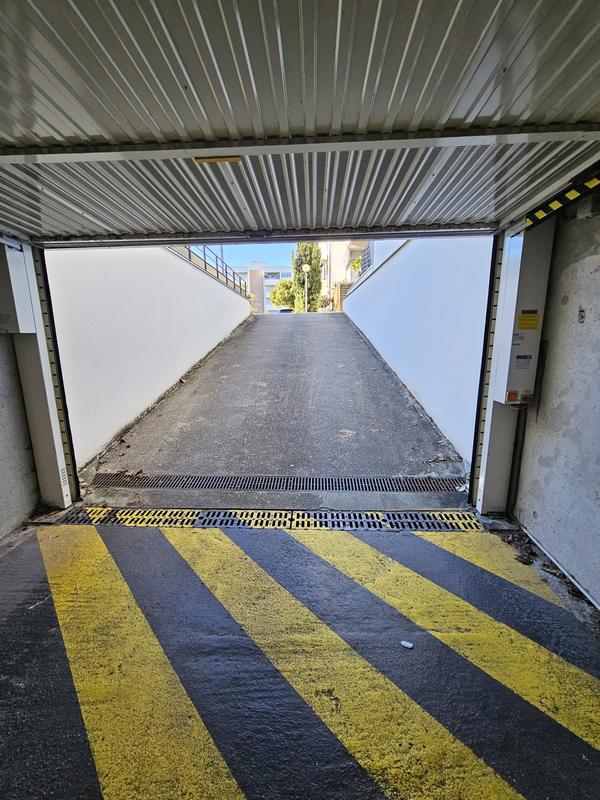 Parking / Garage - 17 m²