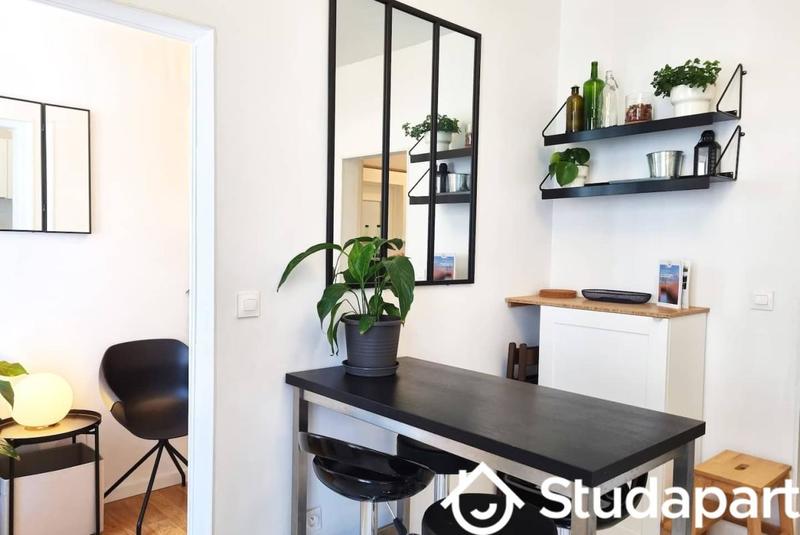 Chambre - 12 m² - 1 pièce