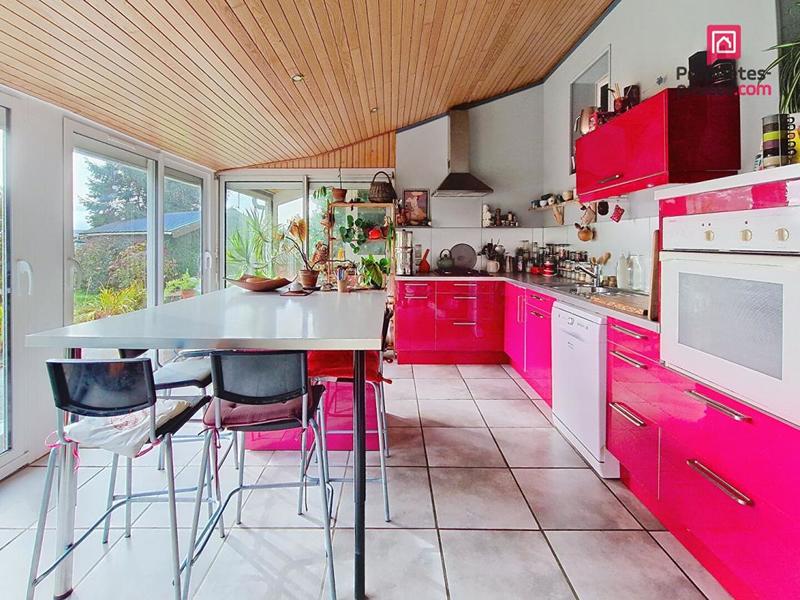 Maison - 90 m² - 5 pièces