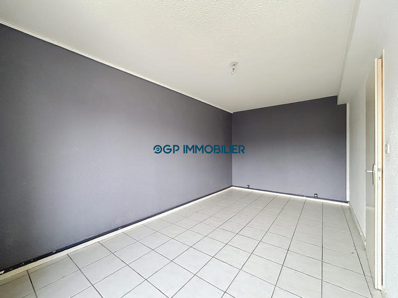 Appartement - 64 m² - 2 pièces