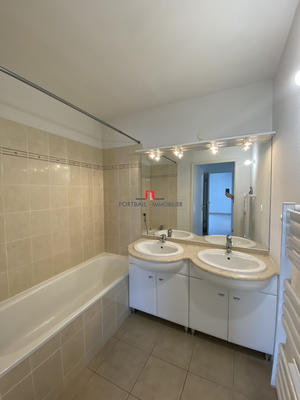 Appartement - 59 m² - 3 pièces