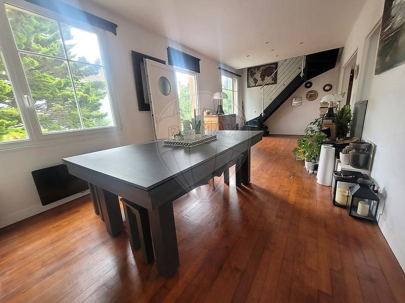 Maison - 135 m² - 7 pièces