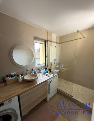 Appartement - 90 m² - 4 pièces