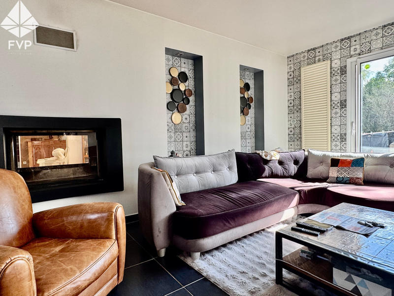 Maison - 170 m² - 7 pièces