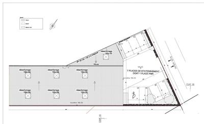 Local commercial - 739 m²