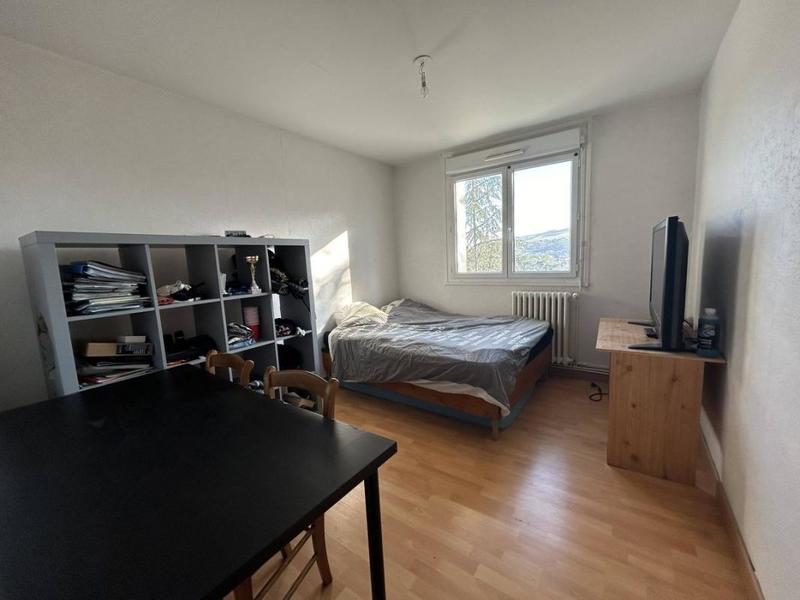 Appartement - 95 m² - 4 pièces