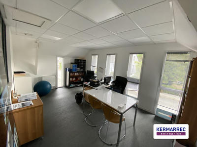 Bureau - 144 m²