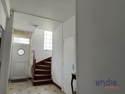 Maison - 159 m² - 6 pièces