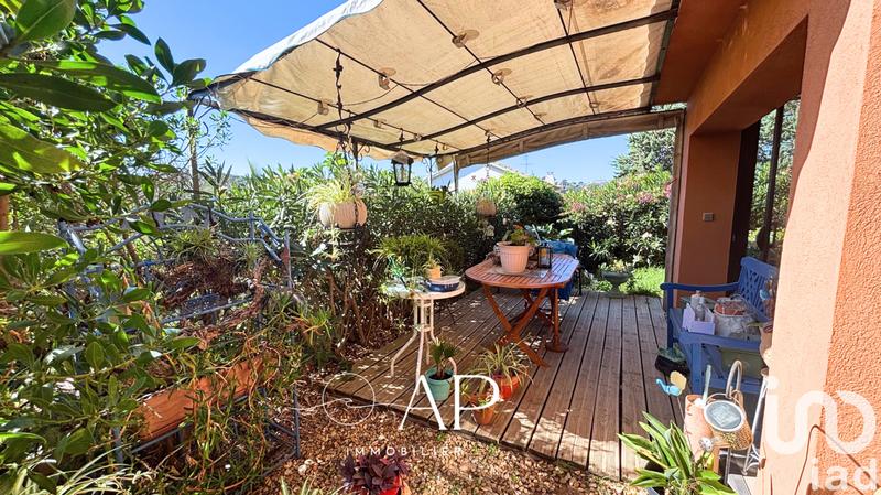 Maison - 195 m² - 8 pièces