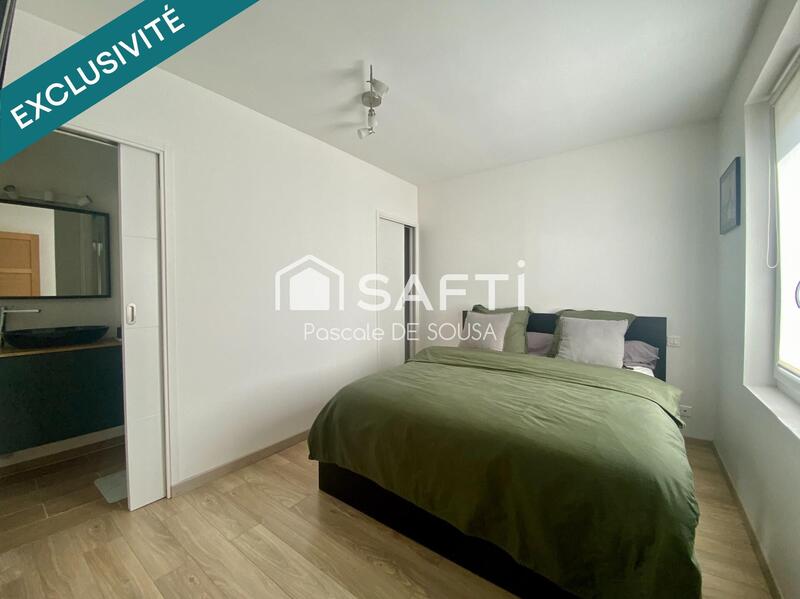 Maison - 96 m² - 5 pièces