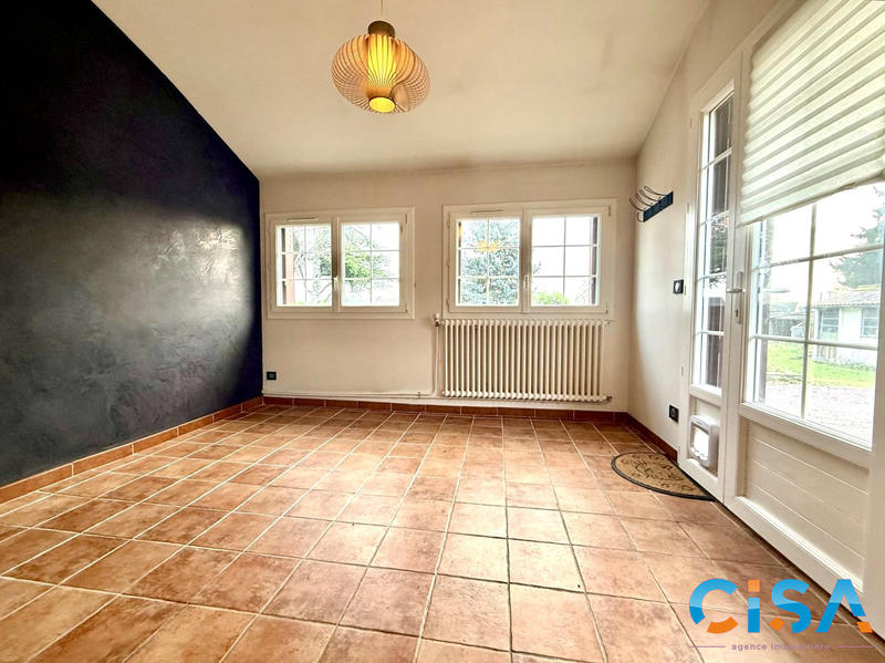 Maison - 121 m² - 6 pièces