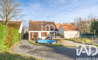 Maison - 100 m² - 6 pièces