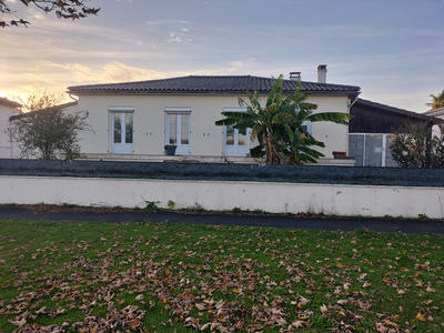 Maison - 185 m² - 7 pièces