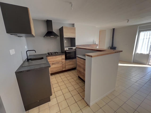 Maison - 76 m² - 3 pièces