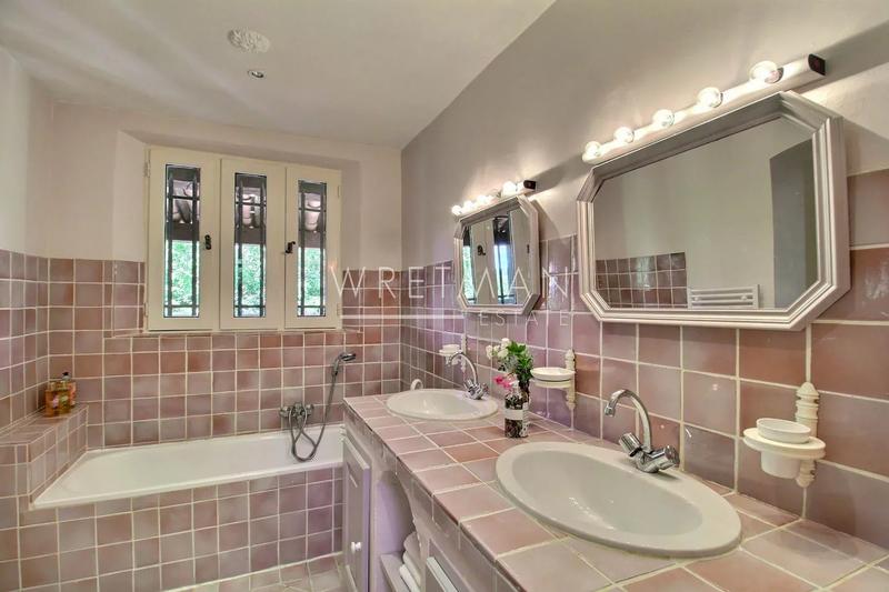 Villa - 145 m² - 5 pièces