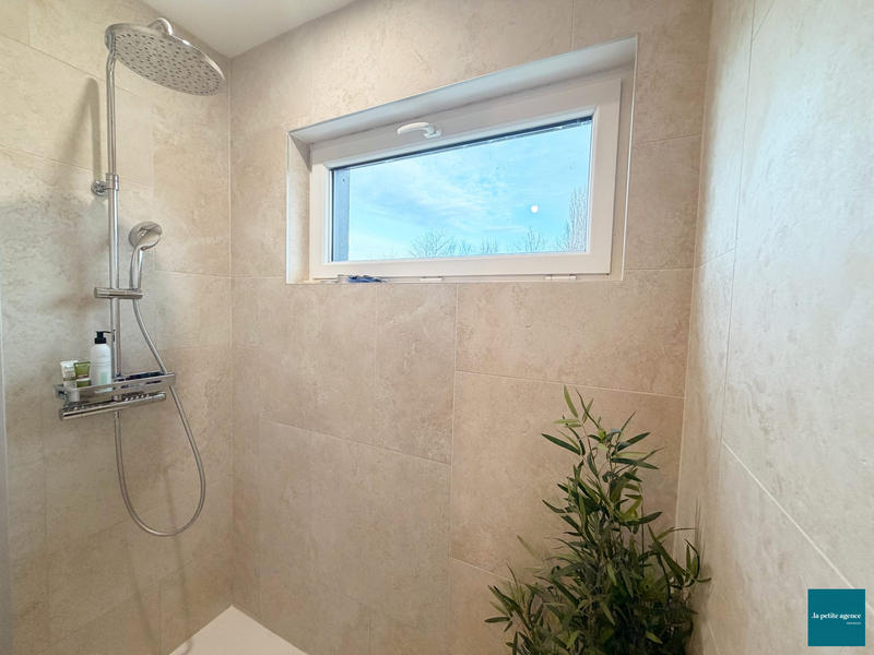 Maison - 101 m² - 6 pièces