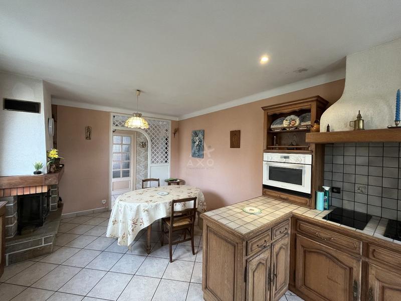 Maison - 195 m² - 7 pièces