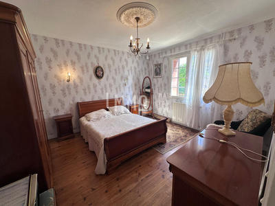 Maison - 142 m² - 6 pièces