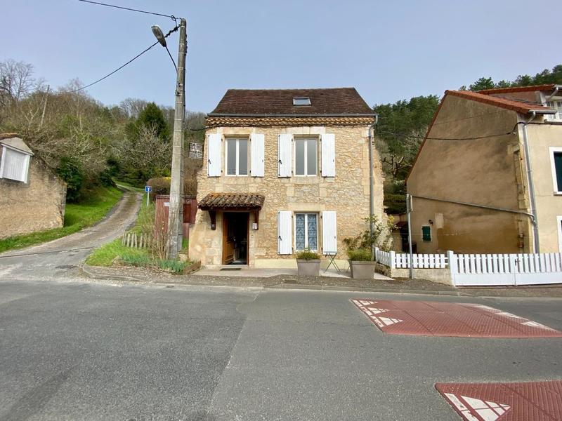 Maison - 94 m² - 4 pièces