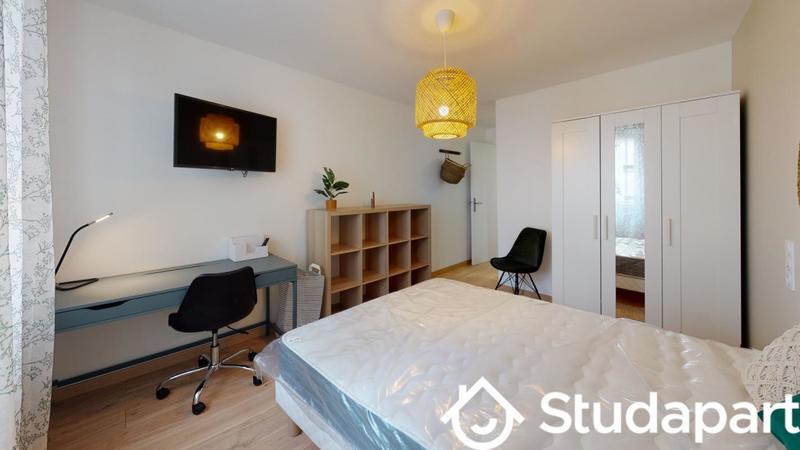 Chambre - 12 m² - 1 pièce