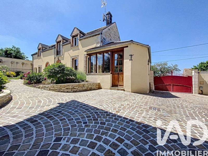 Maison - 136 m² - 7 pièces