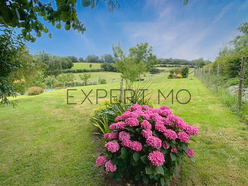 Maison - 159 m² - 7 pièces